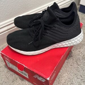 Black New Balance Cruz sneakers. Size 9.5B